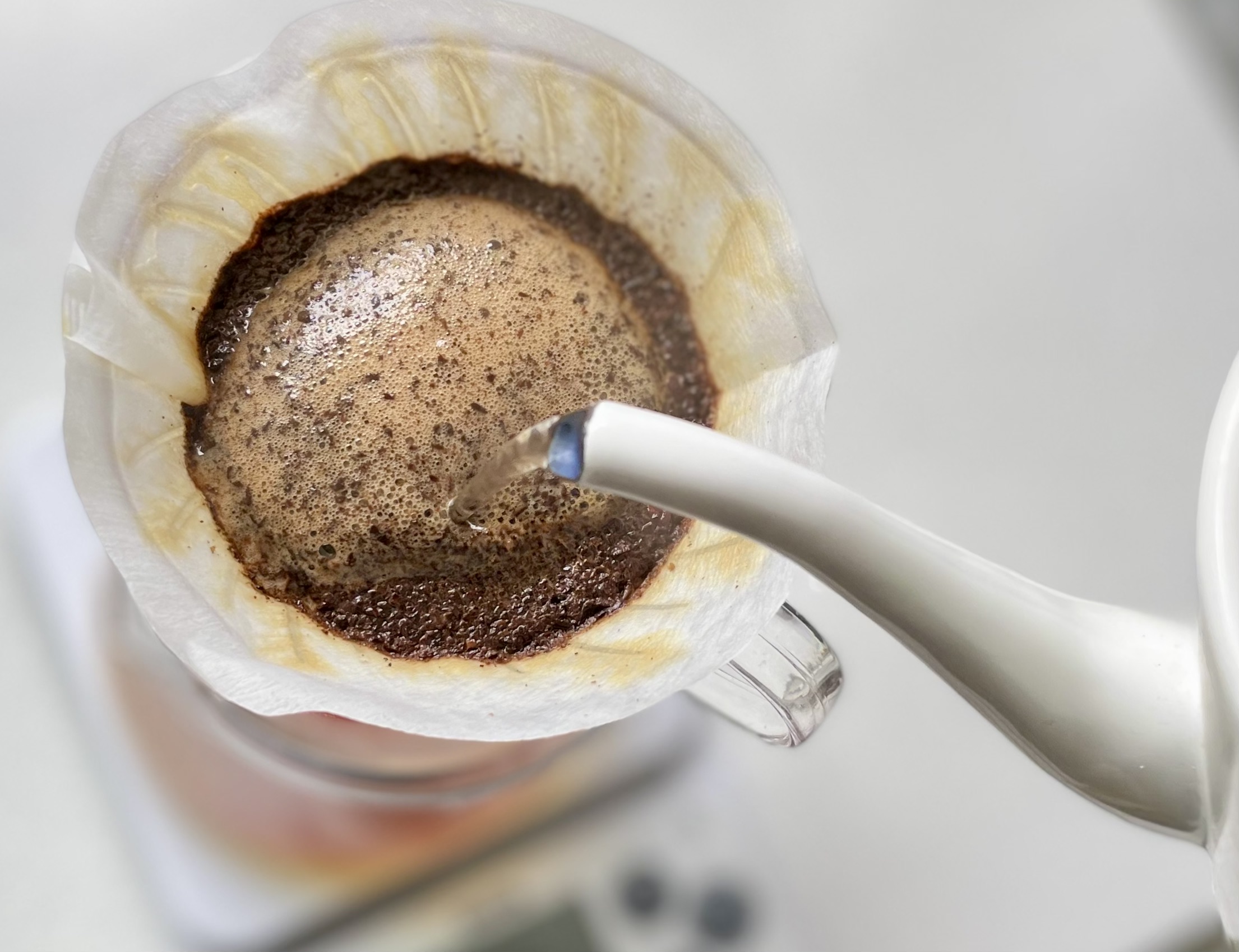 なんでカフェインレスのインスタントコーヒーって高いの？